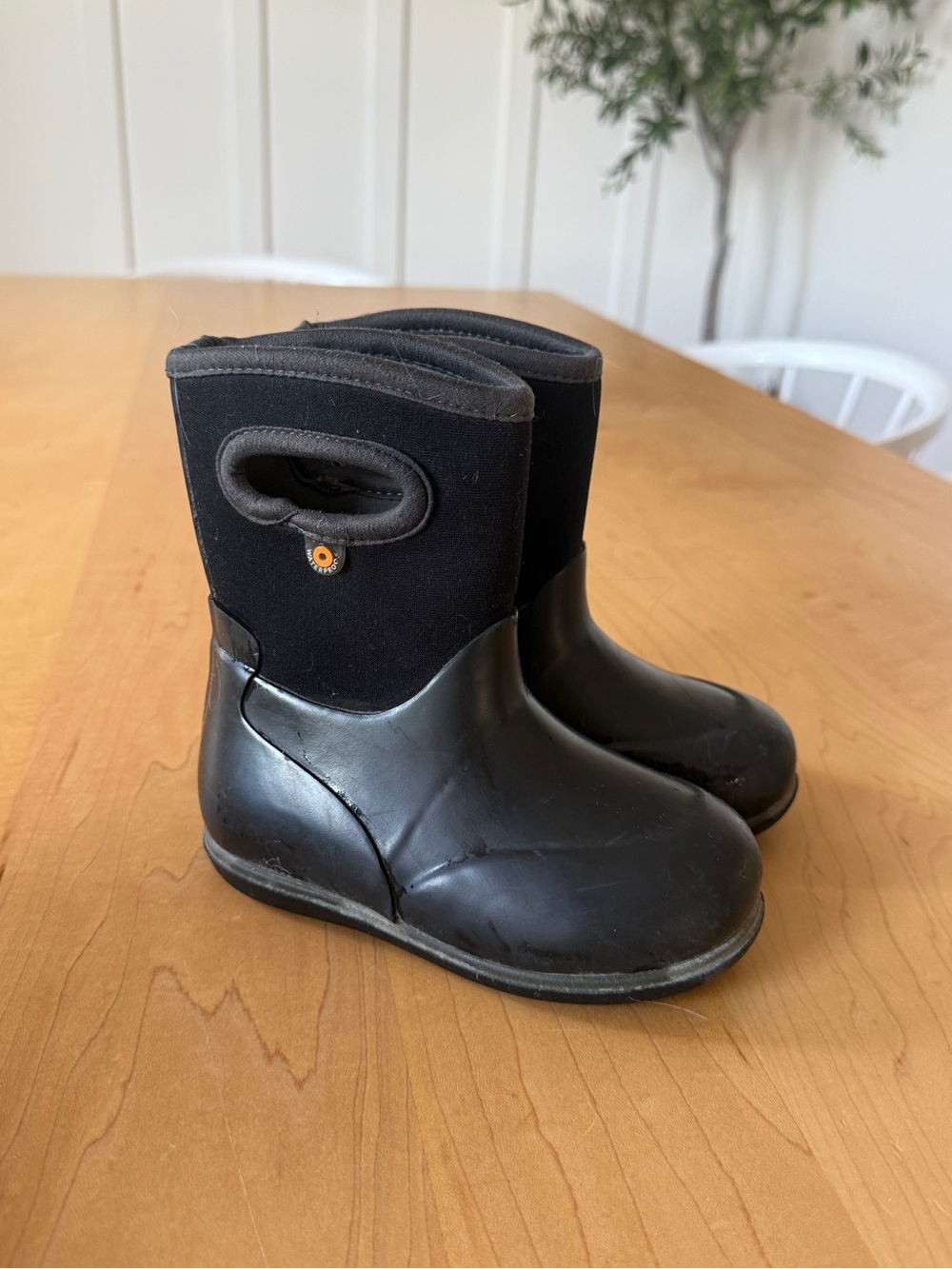 Bogs Kids Black Waterproof Pull-On Boots with Easy Handles